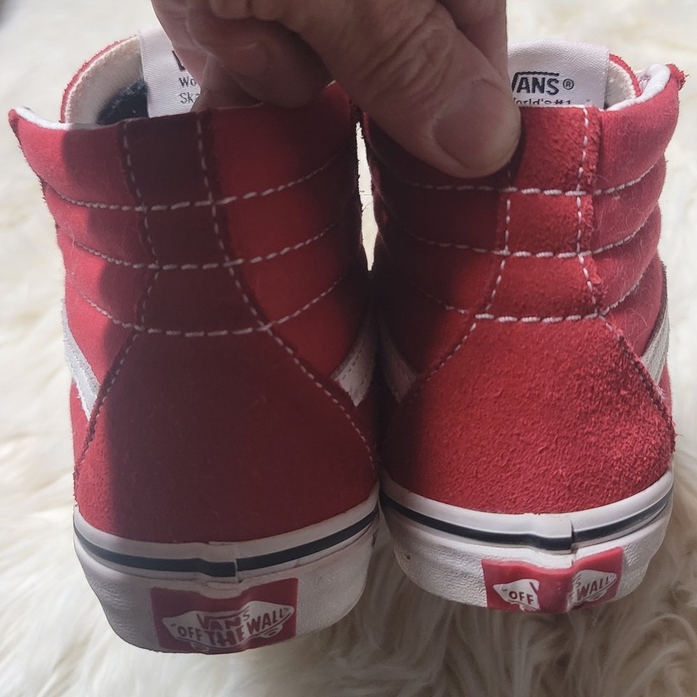 Vans - Picture 4 of 6